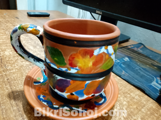 মাটির তৈরী গ্লাস পেইন্টেড